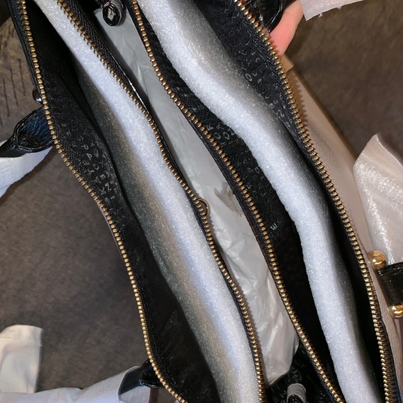 Kate Spade New York Charles Street Kensington - Picture 3 of 8